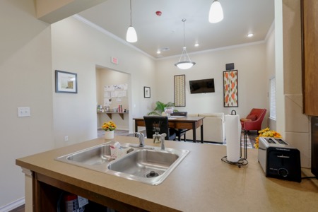 cayetano-la-vernia-04-10-26-16