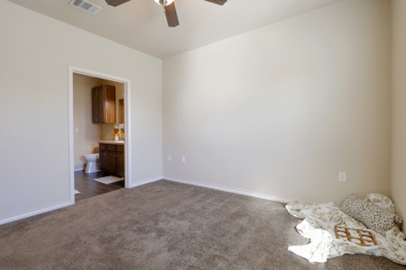 cayetano-la-vernia-04-10-26-20