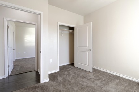 cayetano-la-vernia-04-10-26-24