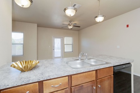 cayetano-la-vernia-04-10-26-32